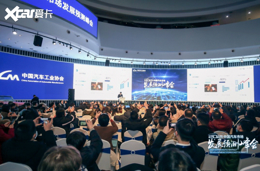 澳门未来展望——2025年精准预测与经典解释的落实